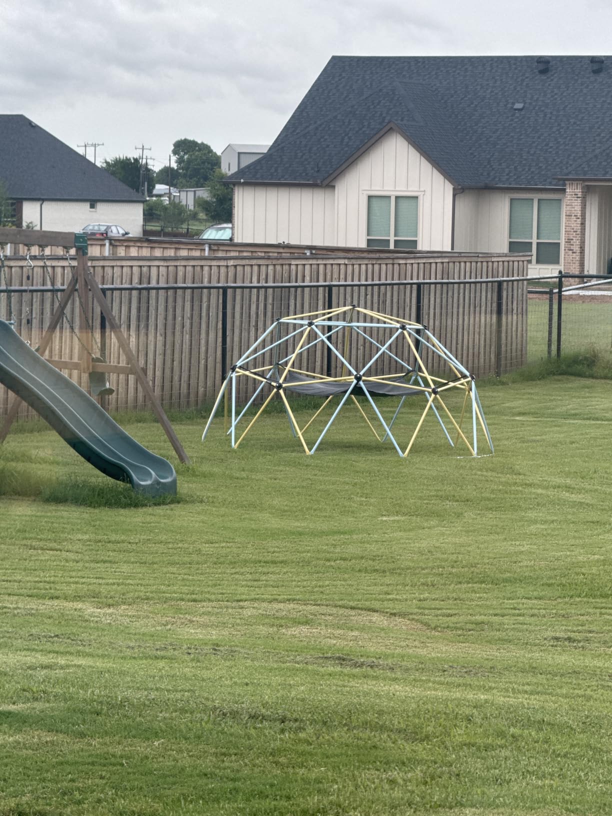 VEVOR Climbing Dome for Kids 3 to 10 Years Old 10FT Geometric Dome Climber customer photo 2