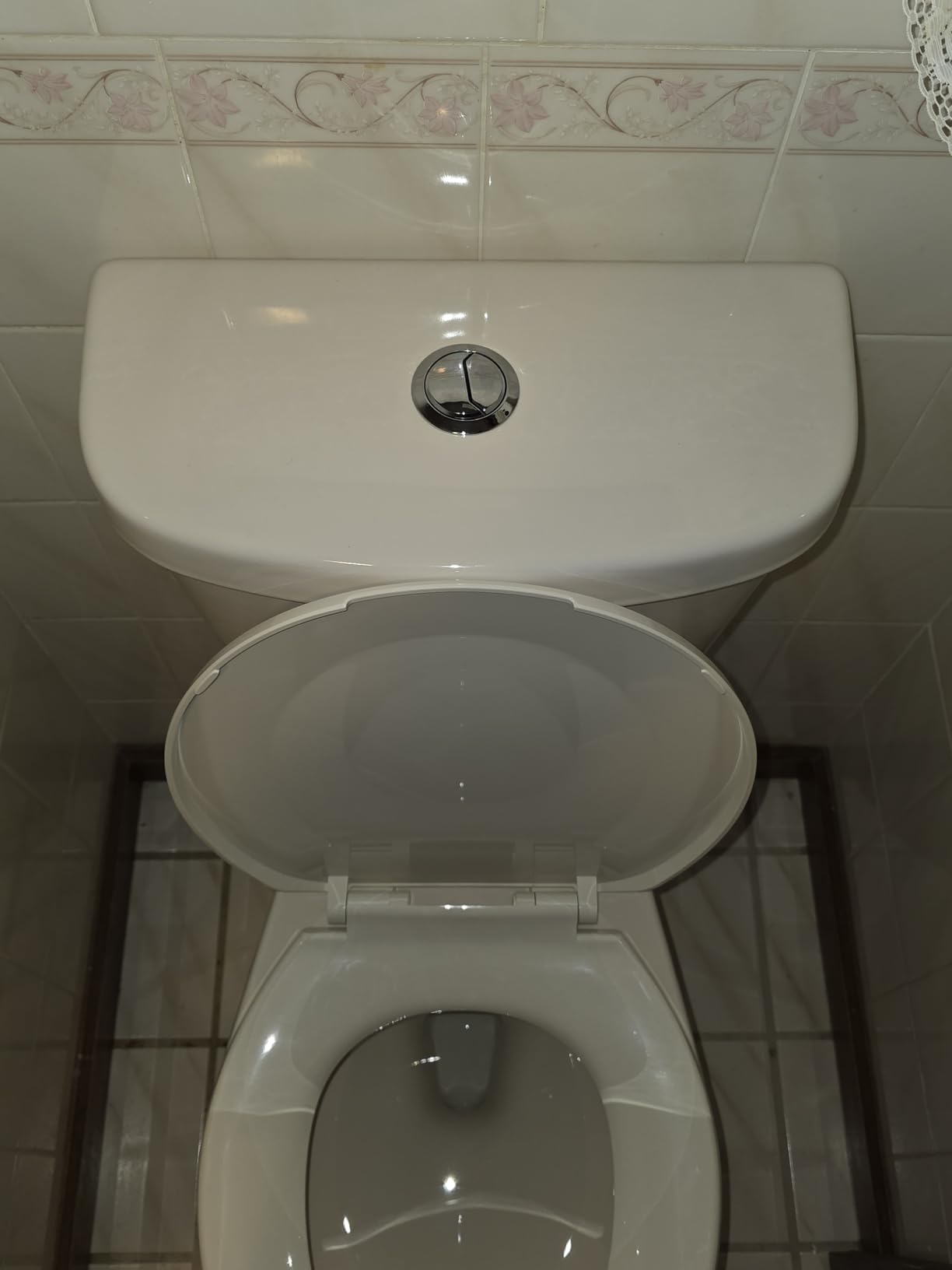 19 Inch ADA Elongated Tall Toilet for Seniors 1.1/1.6 GPF White customer photo 2
