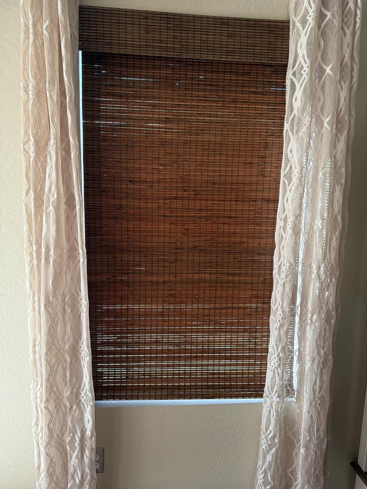 UNISHADES Bamboo Roman Shades w/Valance, 26.5