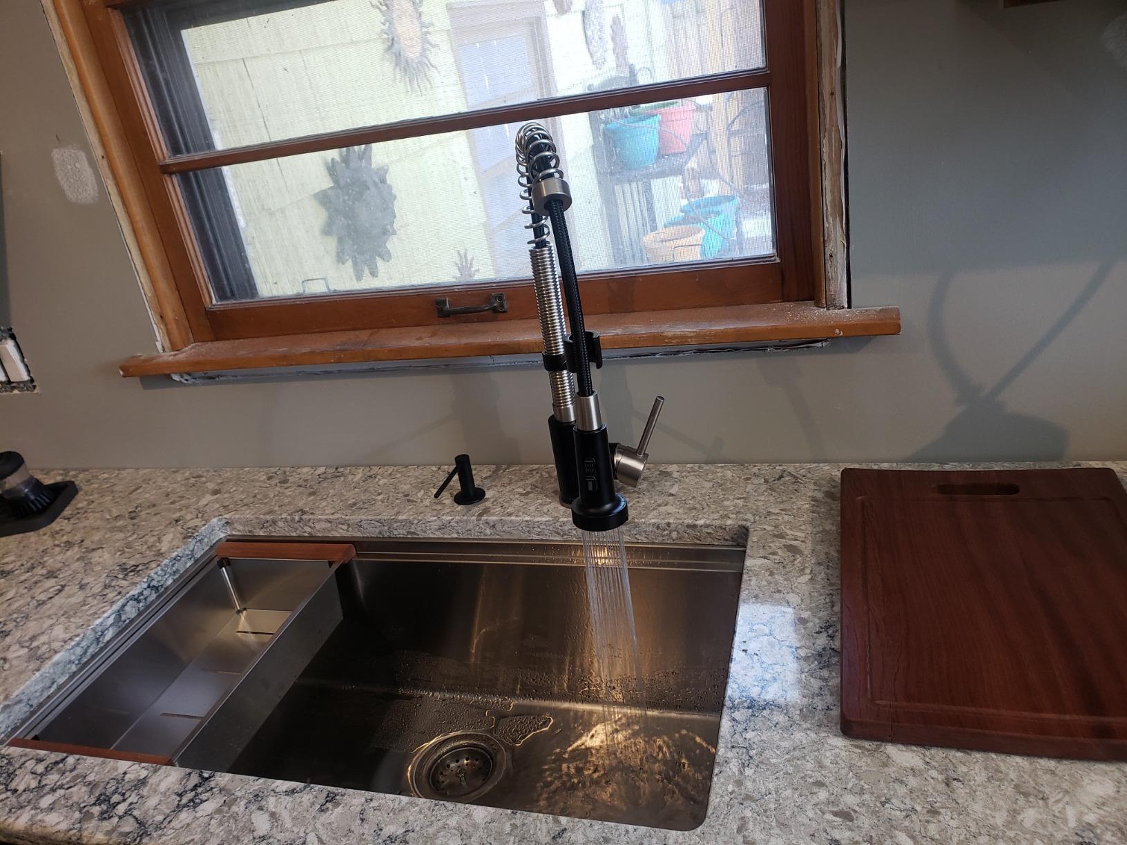 Sarlai 33 Kitchen Sink Undermount Black Workstation Under-Mount Sinks 33x19 | 16 Gauge Stainless Steel 10 Inch Deep Gunmetal Black Single Bowl Under Counter Kitchen Sinks Round Corner,Durable, Easy Clean customer photo 2