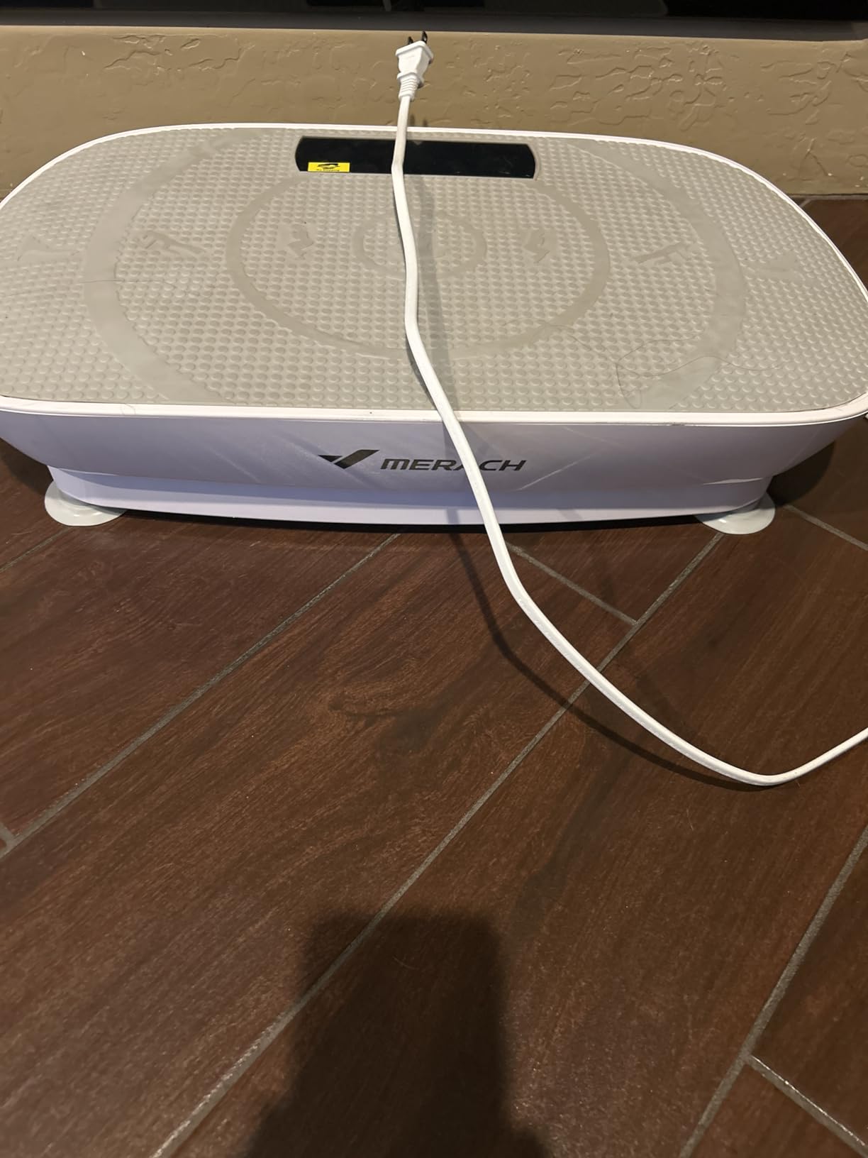 MERACH CV30 Pro Curved Vibration Plate Exercise Machine, Powerful & Quiet | 400lbs Capacity, Whole Body Workout Equipment for Lymphatic Drainage customer photo 1