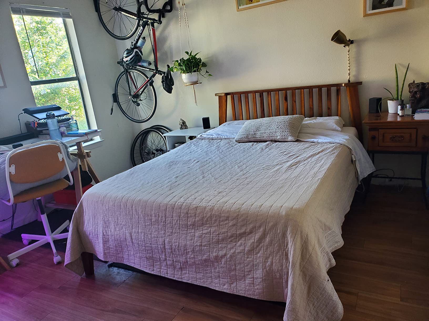 Acacia Kaylin Bed Frame with Headboard Solid Wood Platform Bed, Queen Bed Frame, Themed Headboard Wood Bed Compatible with All Mattress Types, No Box Spring Needed, Quick & Easy Assembly, Caramel. customer photo 1