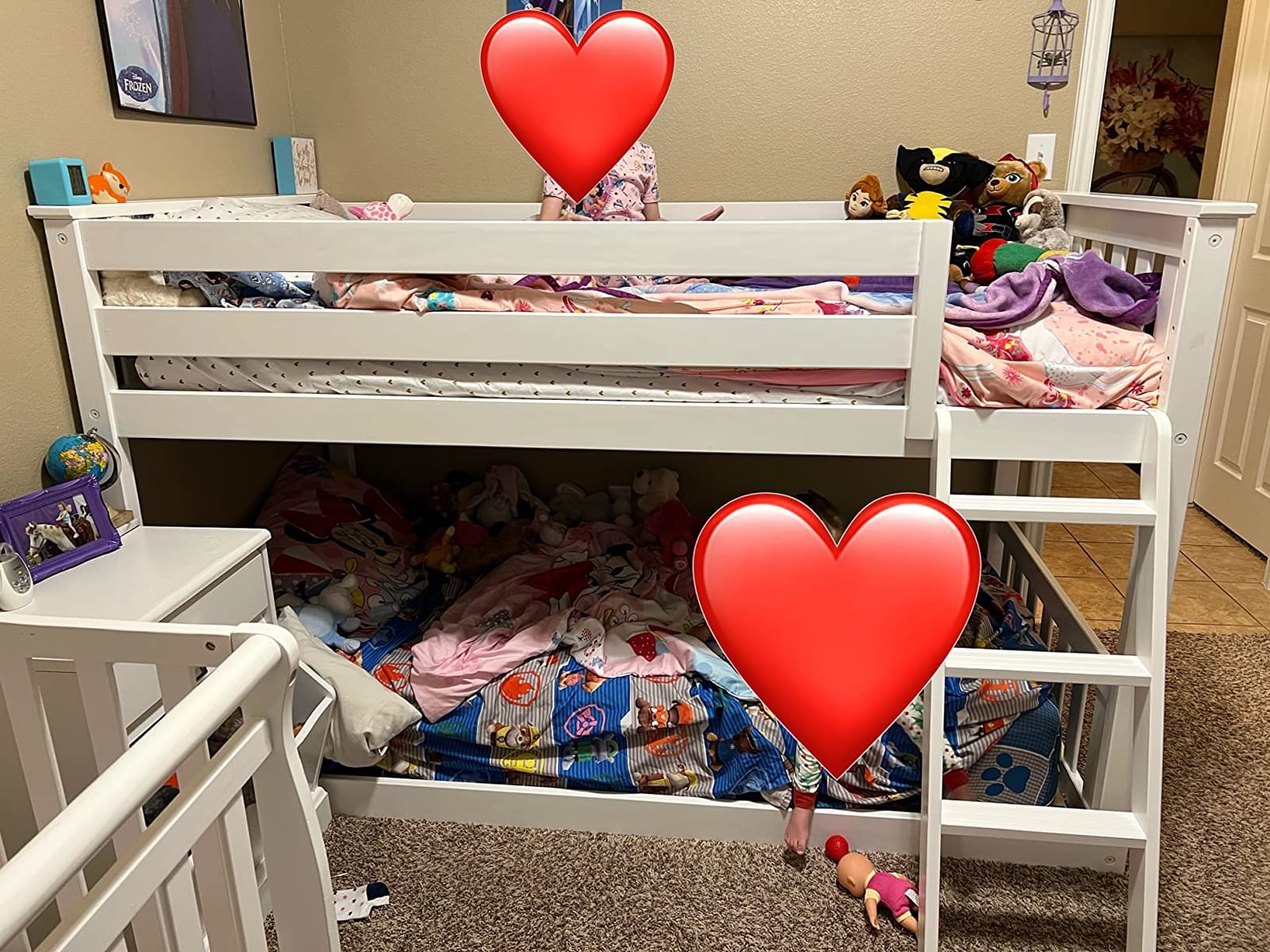 Max & Lily Fundamental Twin Low Bunk Bed, Kids Solid Wood Modern Bed Frame with Strong Wooden Slats, Non-Toxic Finishes, High Weight Capacity, Pecan customer photo 1