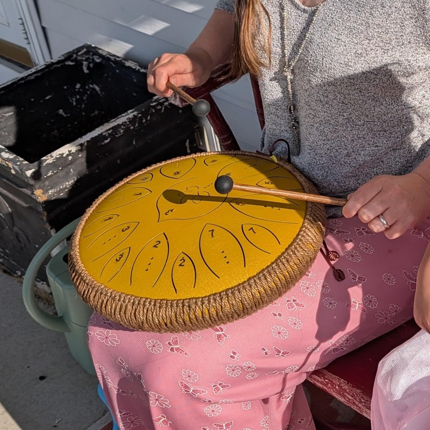 Steel Tongue Drum 13 Inches 15 Notes, Hand Pan Drums for Adults 440hz, C Major Handpan Musical Instrument with Song Book, Mallets and Carry Bag, Navy Blue customer photo 2