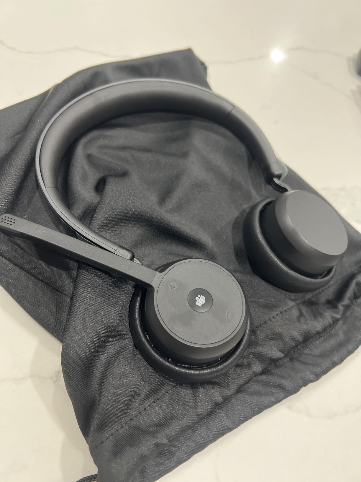 Lenovo Wireless VoIP Headset Teams Certified, Noise-Canceling Mic, Bluetooth 5.3 Multipoint, USB-A Receiver, 31-Hour Talk & 60-Hour Playback, Lightweight Over-Ear Design, Replaceable Earcups customer photo 2