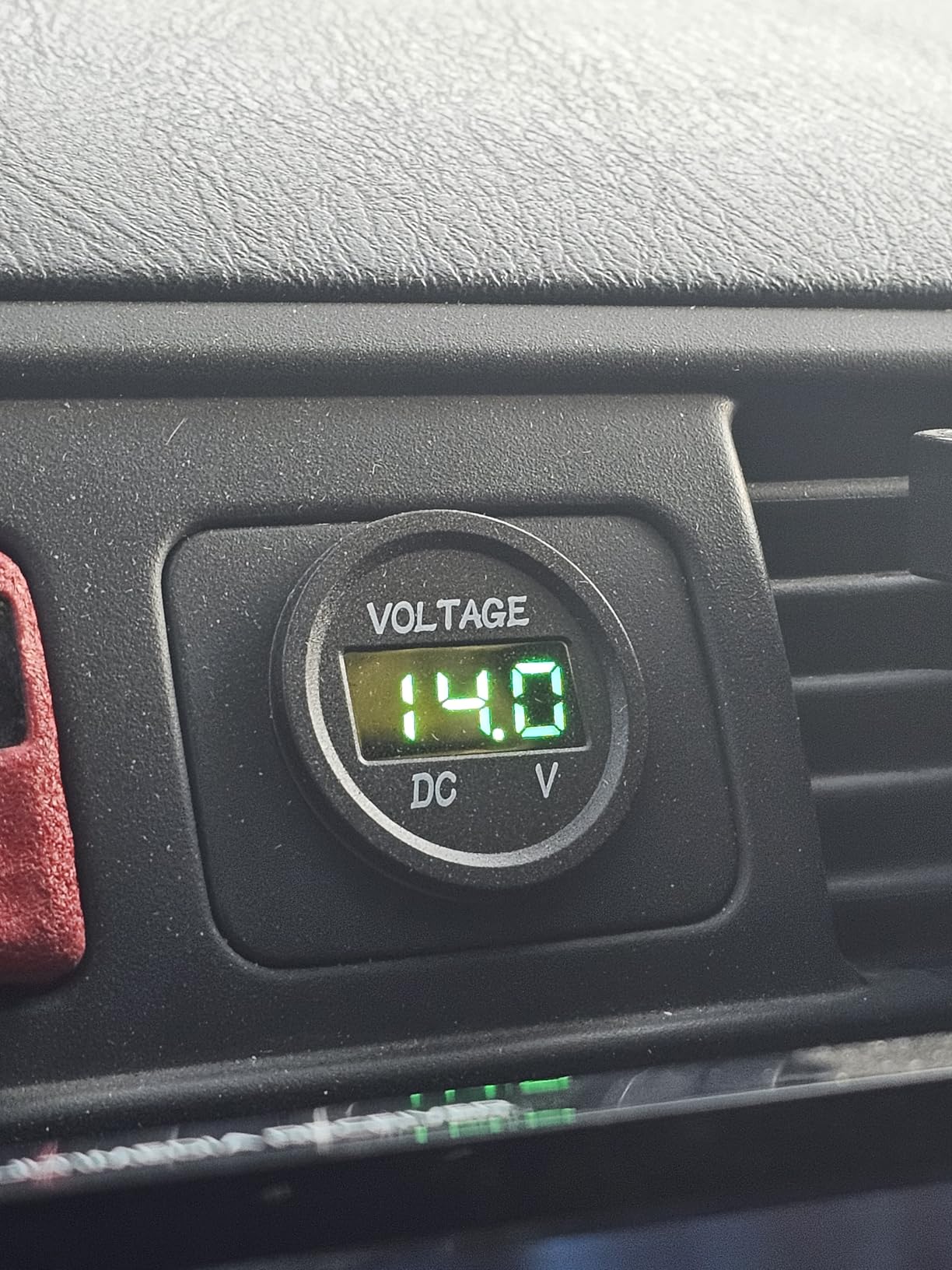 DaierTek Voltage Meter 12V Red Voltage Gauge Waterproof 12 Volt Gauge 24V 36V Digital Display Voltmeter for car Truck RV ATV Boat Marine customer photo 1
