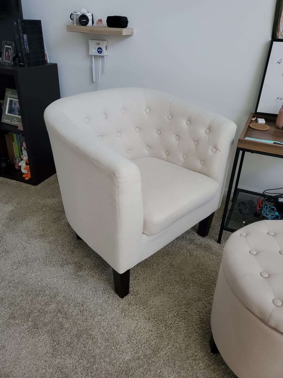 BELLEZE Accent Barrel Arm Chair, Modern Comfy Upholstered Tufted Club Chair with Sturdy Legs and Linen Fabric for Bedroom Living Room - Blue Coral customer photo 1