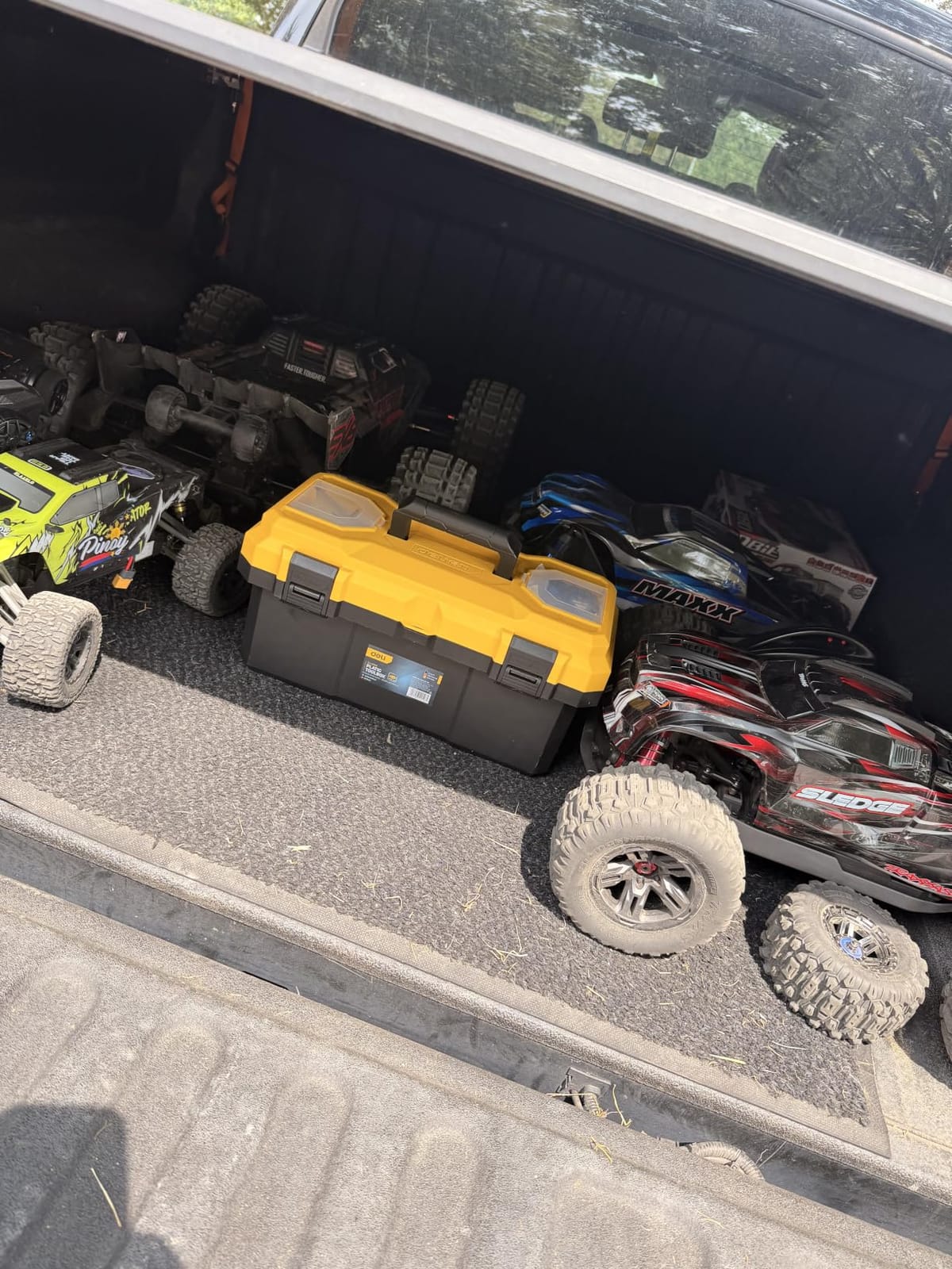 Traxxas Sledge 1/8 Scale 6s Brushless Monster Truck (Red) customer photo 1