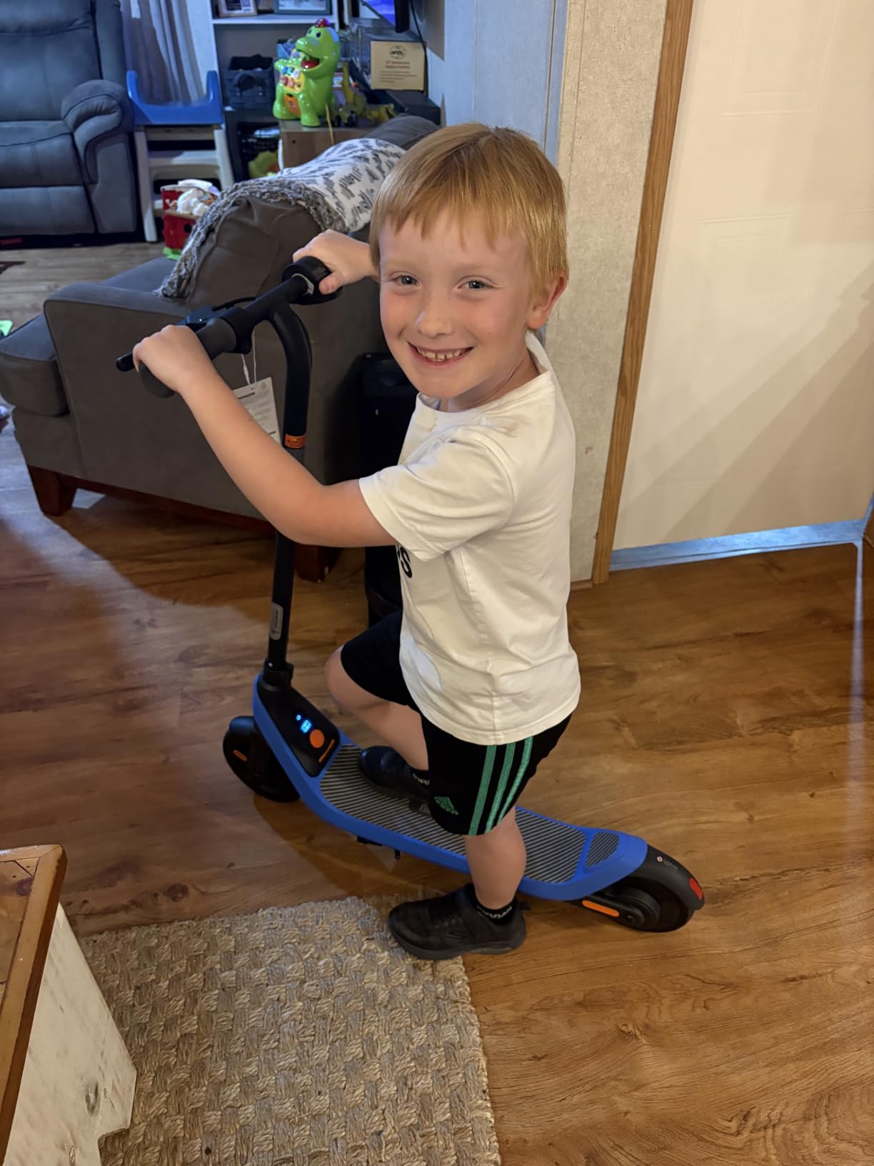 Segway Ninebot Kids eKickScooter, Kids Electric Scooter with Cruise Mode, Adjustable Handlebar Height (C2 Pro Only), for Riders Up to 132 lbs, UL-2272 2271 Certified customer photo 2