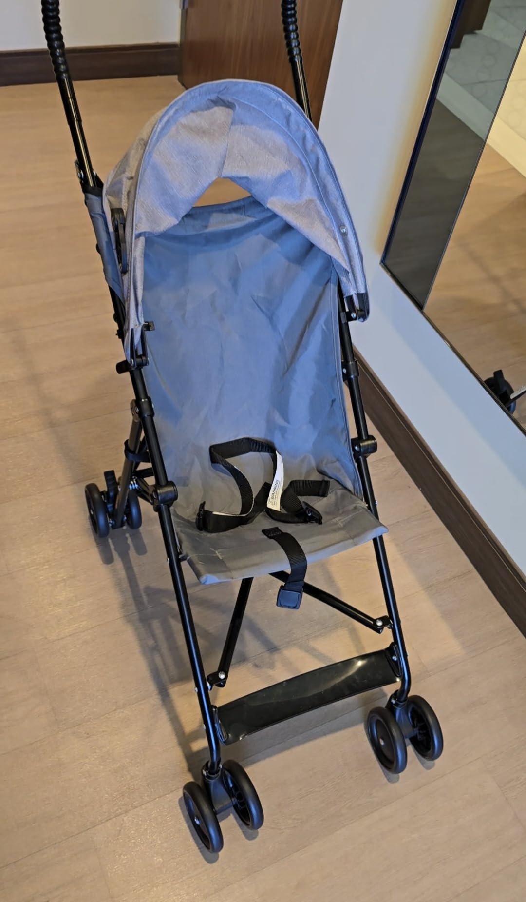 Dream On Me Aero Travel Umbrella Stroller, 1-Hand Fold, Lightweight, Black customer photo 2