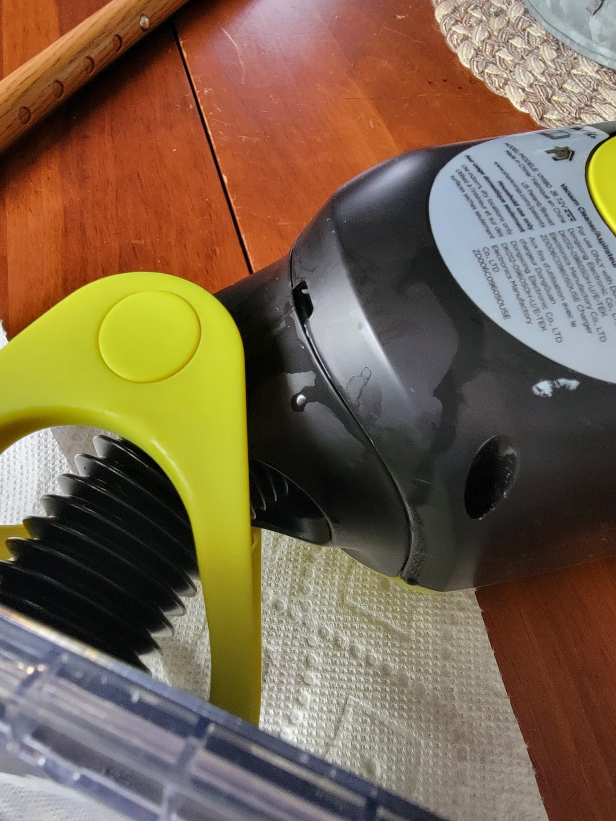 Shark VACMOP Cordless Vacuum & Spray Mop, Gray, VM180 customer photo 1