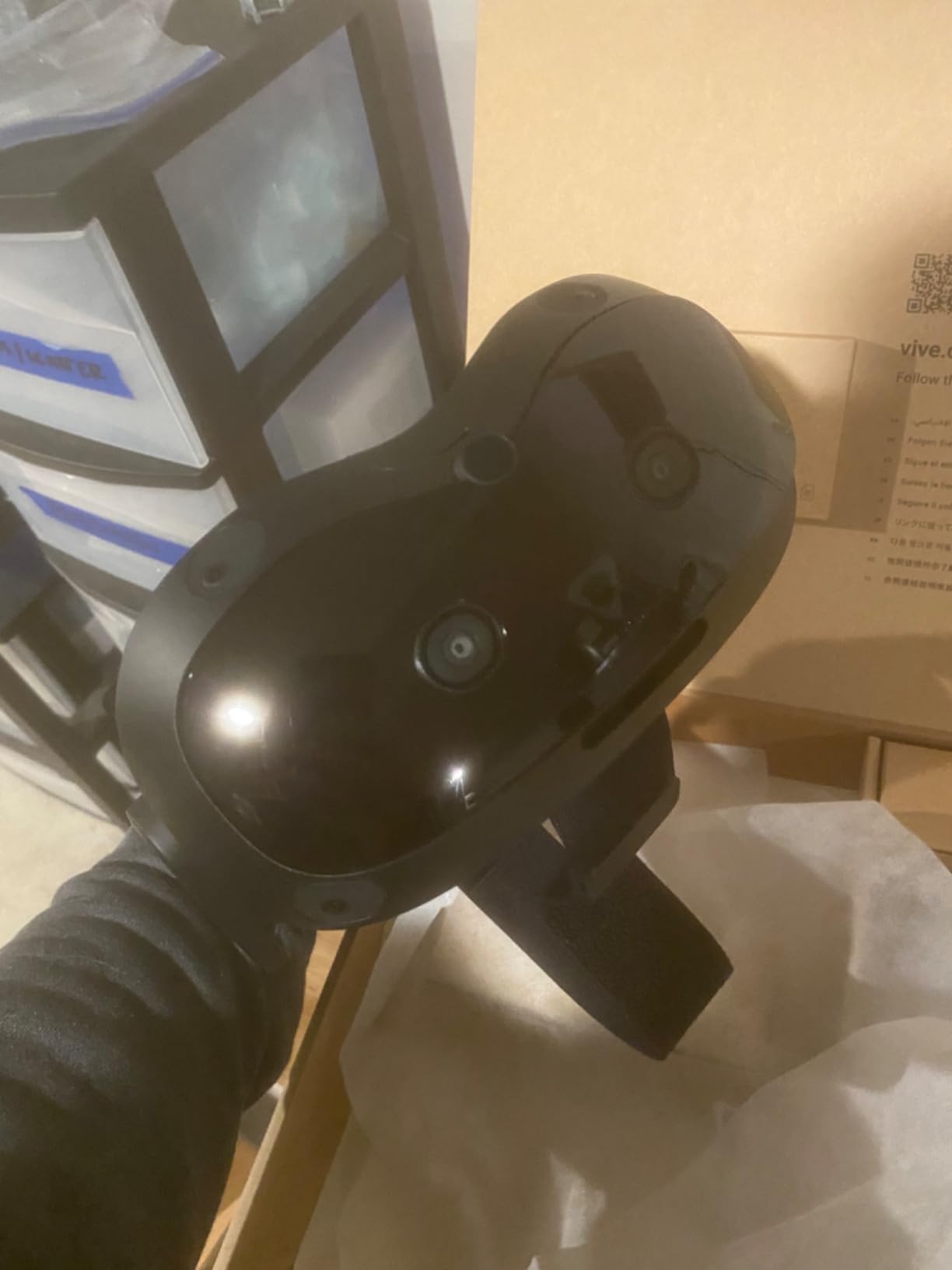 HTC Vive Focus Vision - Mixed Reality and PC VR Headset + Controllers - Consumer Edition customer photo 1