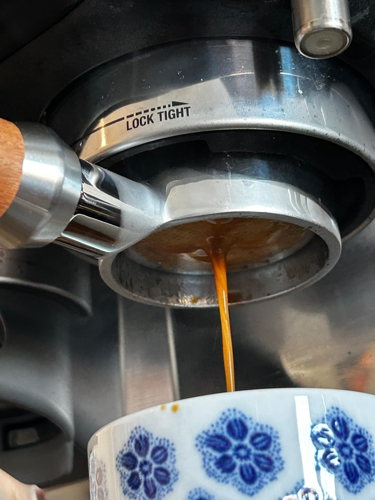 Pawa Bottomless Portafilter 54mm - Includes Filter Basket | Compatible with Breville Barista Express and 54mm Breville Machines (54mm Portafilter only) customer photo 1