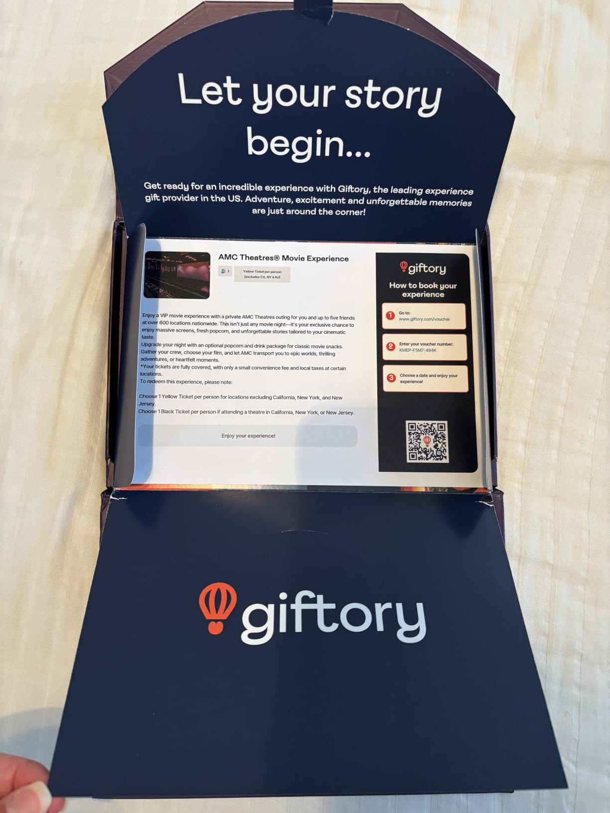Giftory AMC Movie Night Gift for 2, Movie Tickets, Drinks & Popcorn customer photo 1