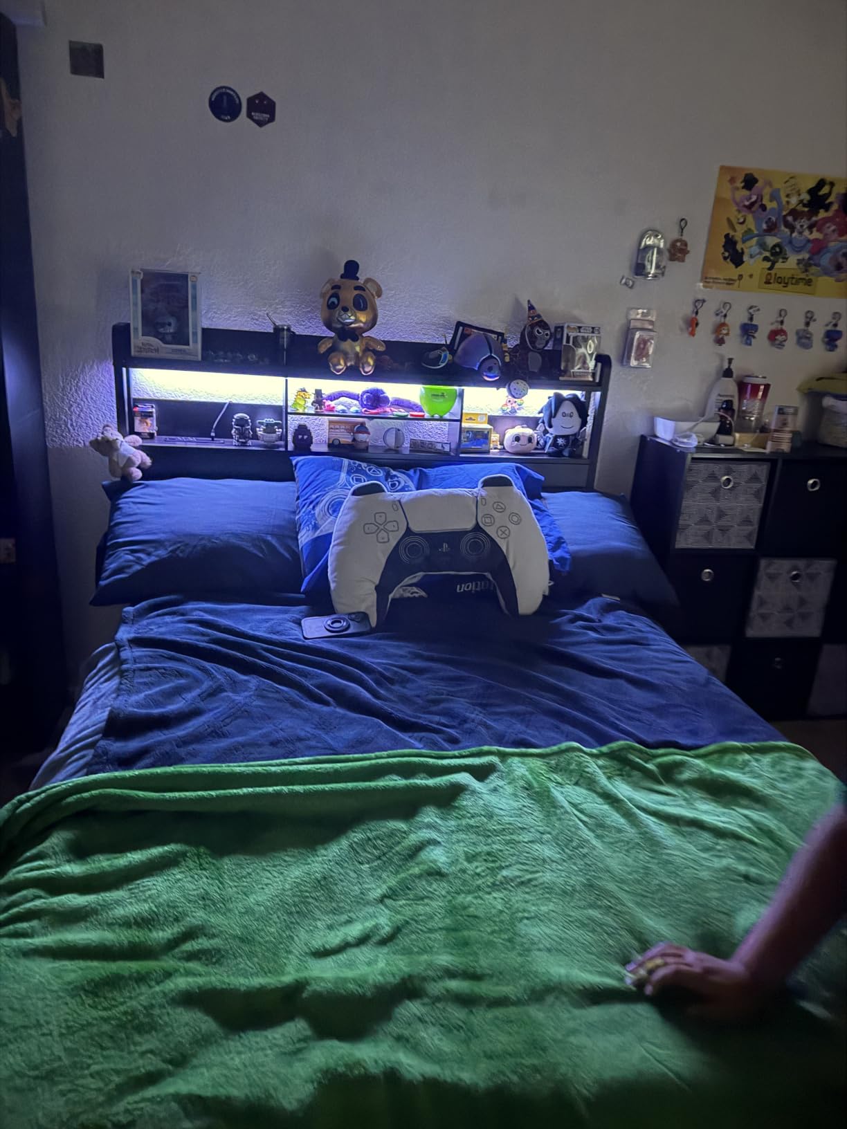 Furnulem Full Size Bed Frame with Headboard and Charging Station,2 Drawers customer photo 2