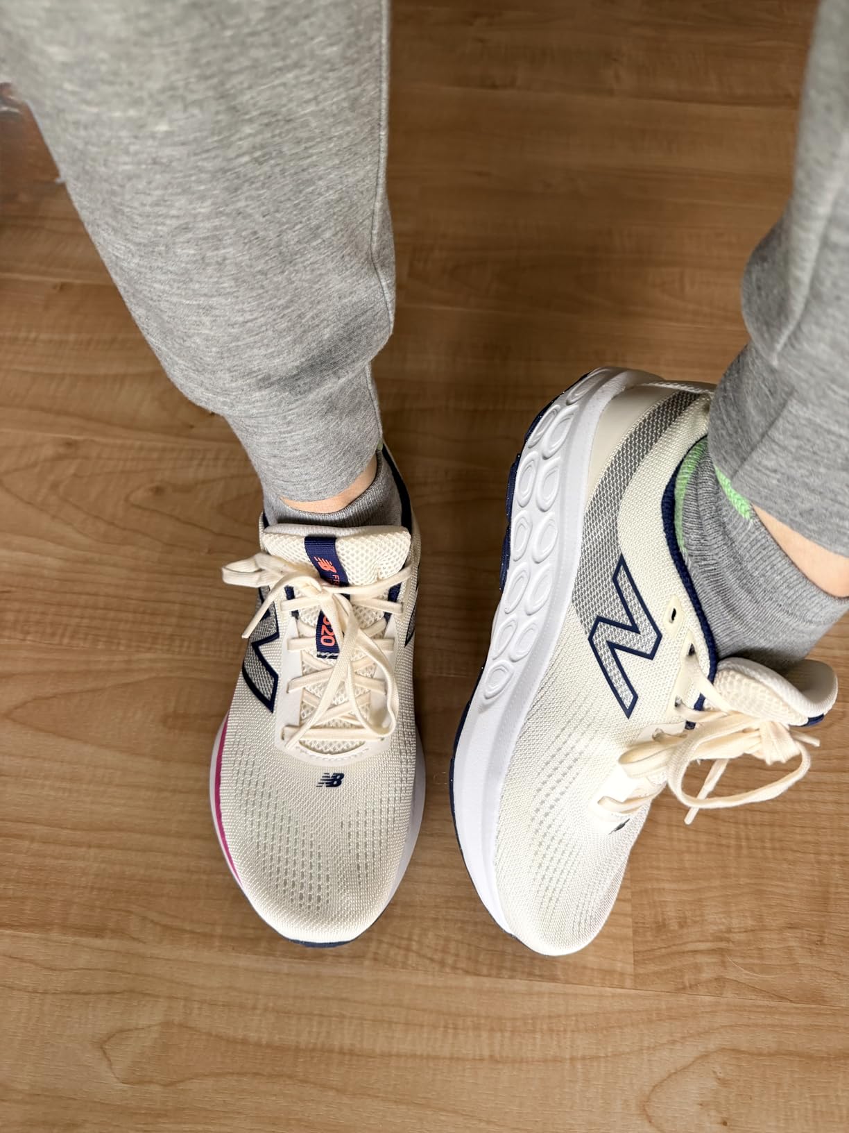 New Balance Women's Fresh Foam 520 V9 Running Shoes customer photo 1