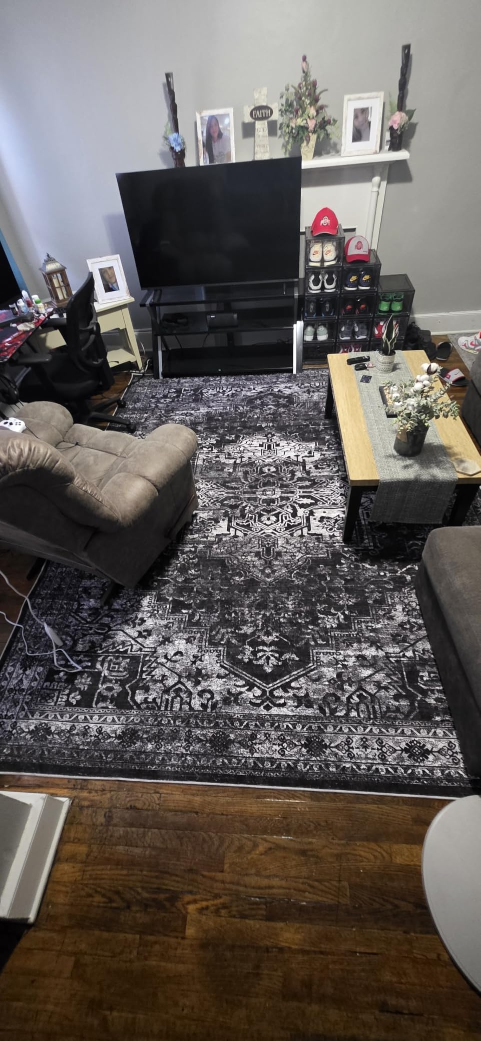 UERMEI 8ft Round Area Rug Living Room Rugs - 8x8 Washable Neutral Modern Abstract Soft Thin Rug Indoor Floor No Slip Rug Carpet for Bedroom Under Dining Table Home Office Decor - Brown Grey customer photo 2