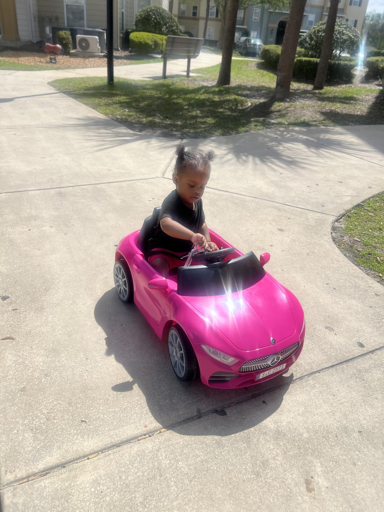 Licensed Mercedes-Benz CLS 350 12V Ride On Car Truck for Kids | Ride on Toys for Toddlers w/Parent Control, Spring Suspension, Power Wheels for Girls w/Bluetooth, Music, LED Lights (Pink) customer photo 1