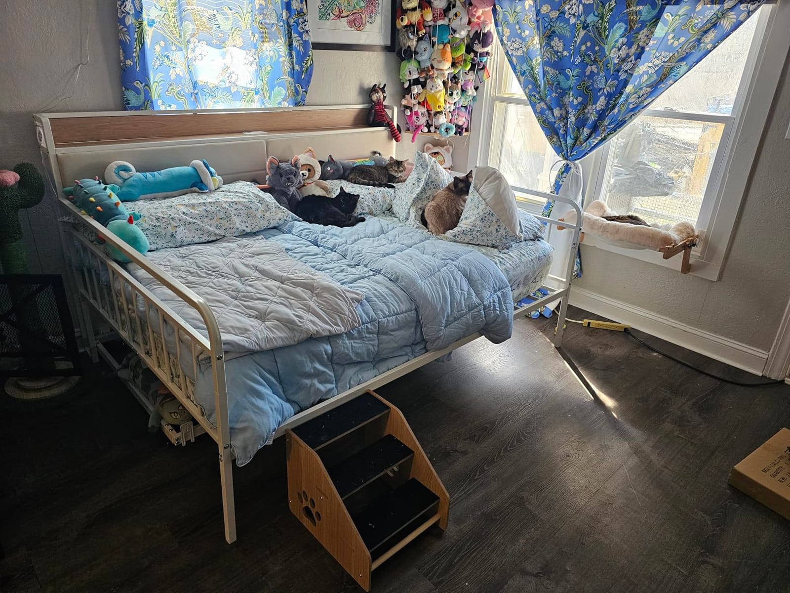 LIKIMIO Daybed with Trundle, Full Size Bed Frame, Black customer photo 2