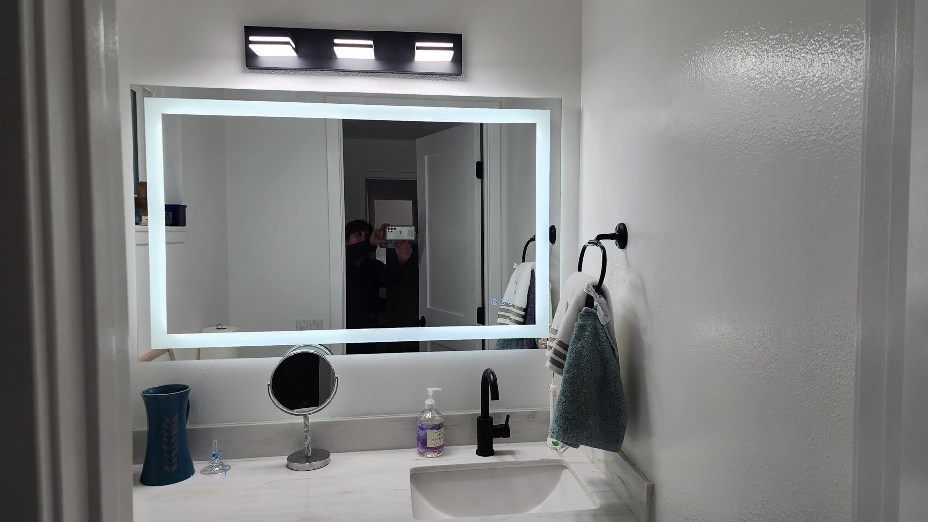 24x32 LED Bathroom Mirror, Dual Lit Anti-Fog Wall Vanity Mirror customer photo 2