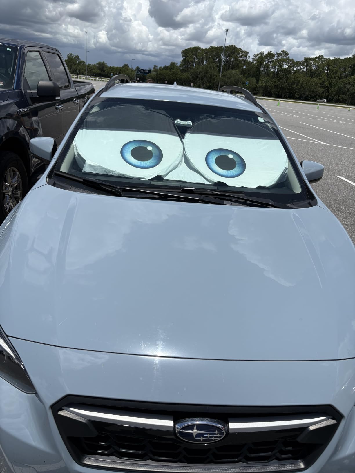 Car Windshield Sun Shade, Universal Fit Midsized Sedan SUV, Cool Gray customer photo 2