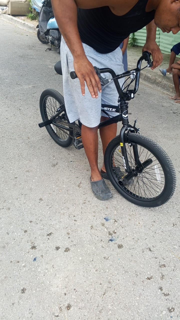 WEIZE Freestyle BMX Bike 20 inch Trick Bicycle for Kids Teenage Boys Girls customer photo 1