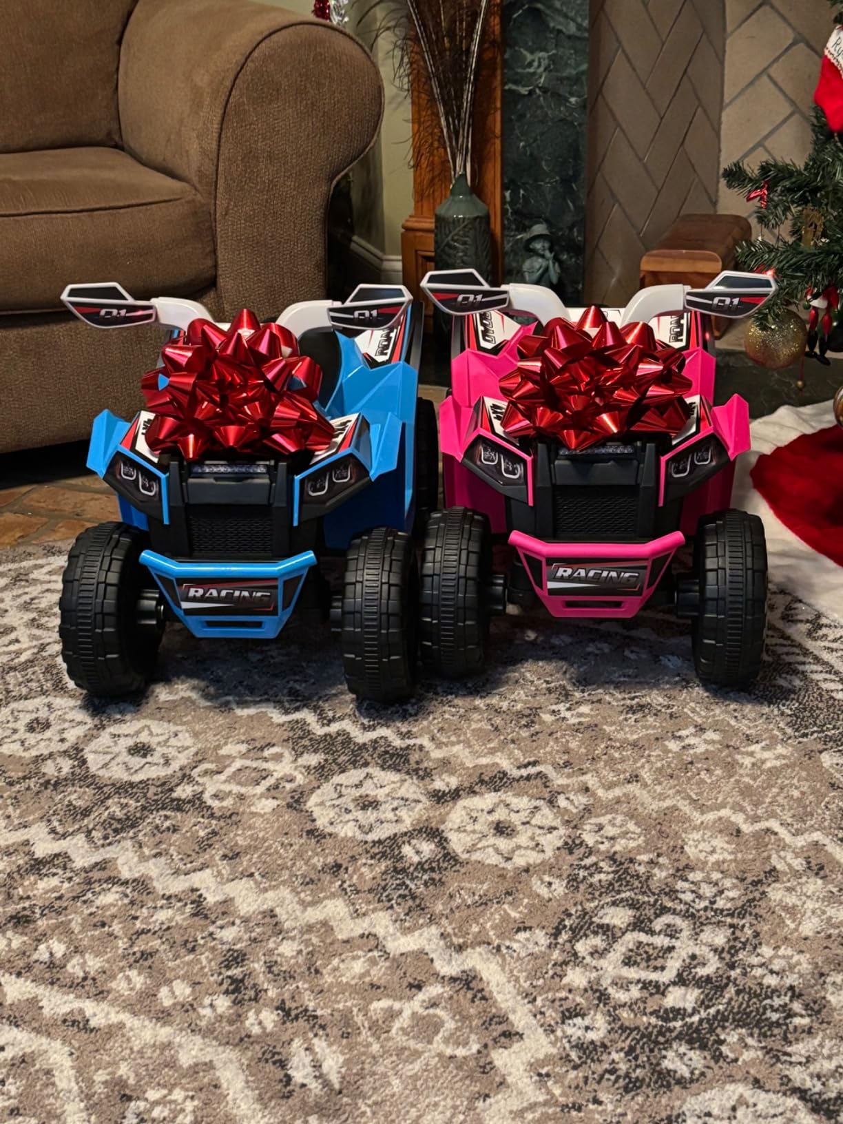 HONEY JOY Ride On ATV, Kids Quad 4 Wheeler with Cool Spray System, Storage Box, Music, Horn, LED Lights, Electric Car for Kids, 6V Ride On Toy for Toddler, Gift for Boys Girls (Green) customer photo 2