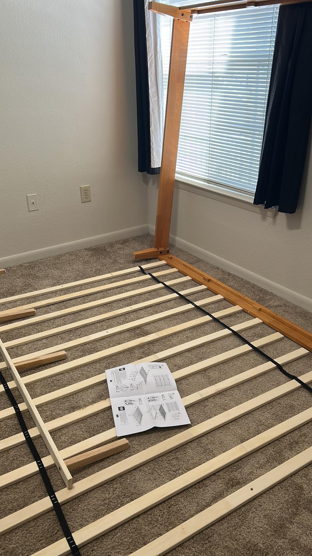 Yaheetech King Size Solid Wood Platform Bed Frame Low-Profile Dark Walnut customer photo 2