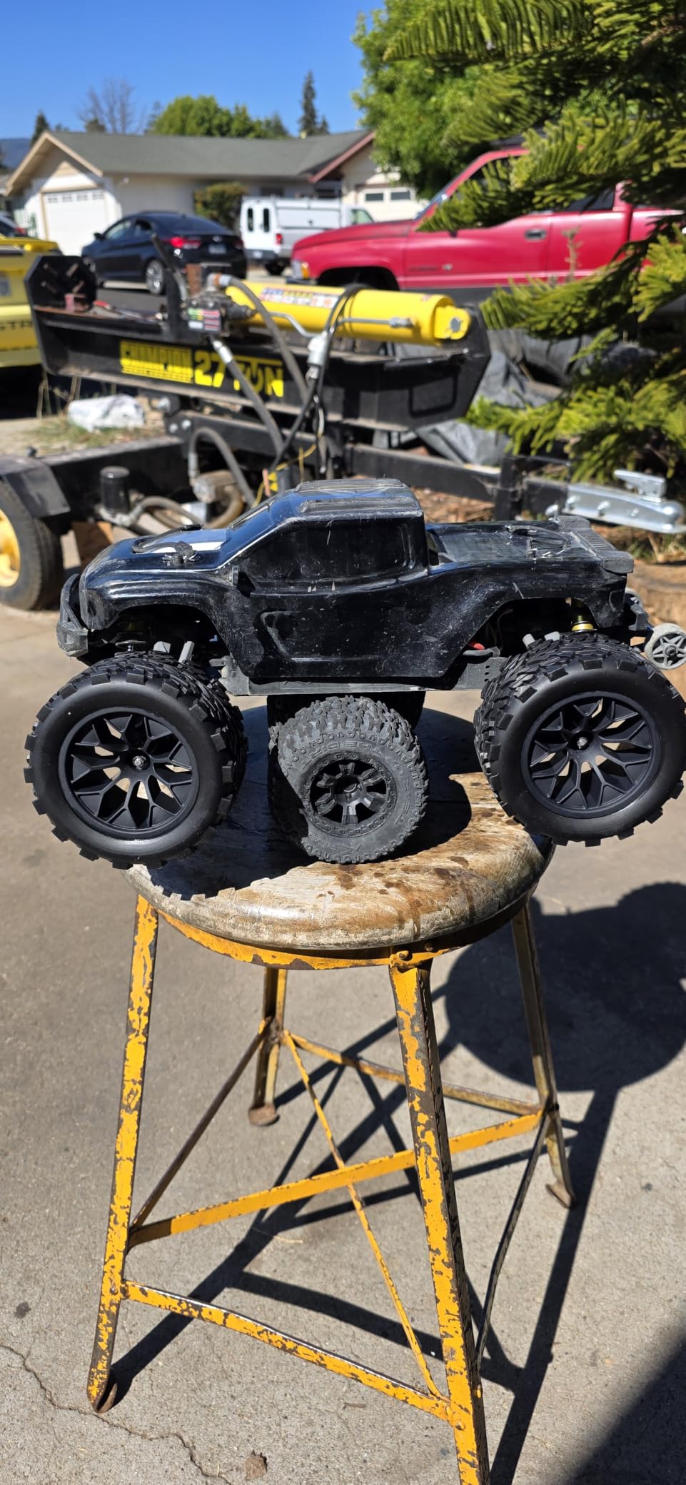 RIAARIO 1/10 Brushless RC Cars, 50+ MPH, 4WD Trucks, Carbon Fiber, Ages 8+ | 60A ESC Monster Trucks, 3650 2650KV Brushless Motor, 3S LiPo, Gyro, CNC Central Differential, 11KG Metal Servo with 7075 Gear customer photo 2