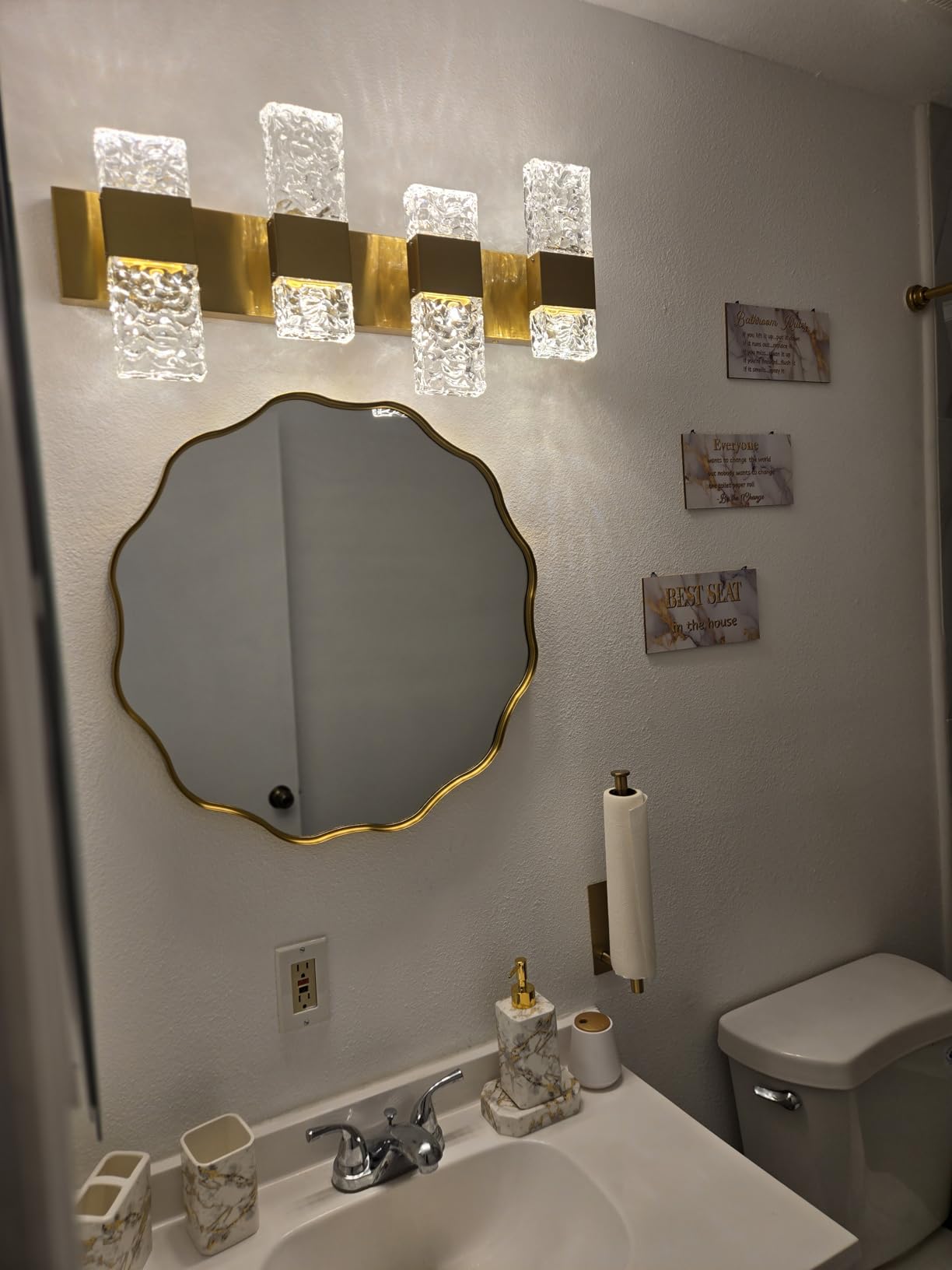 Wavy Round Mirror, 30