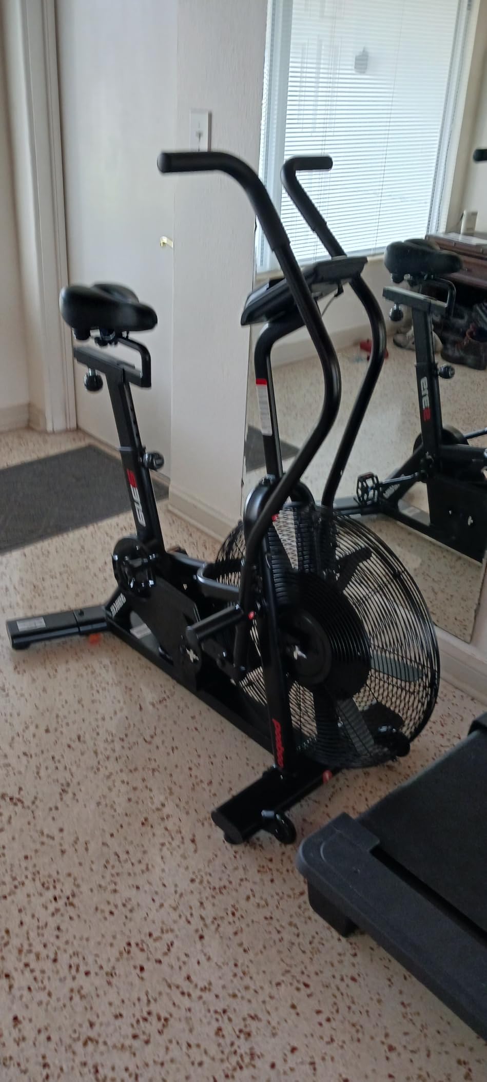 pooboo Air-Resistance Exercise Fan Bike, Air Bike with Dual Action Handlebars & Dual-Layer Transmission System, Stationary Bike with APP Connection for Home Gym HIIT Cardio Full Body Workout customer photo 2