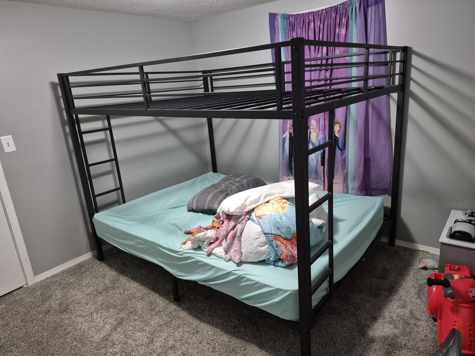 Queen Over Queen Bunk Bed Frame, Heavy Duty Metal Loft Bed for Adults/Teens, 400/600LB Capacity w/Ladder & Guardrail, Noise-Free Steel Slats, No Box Spring Required, Black customer photo 1