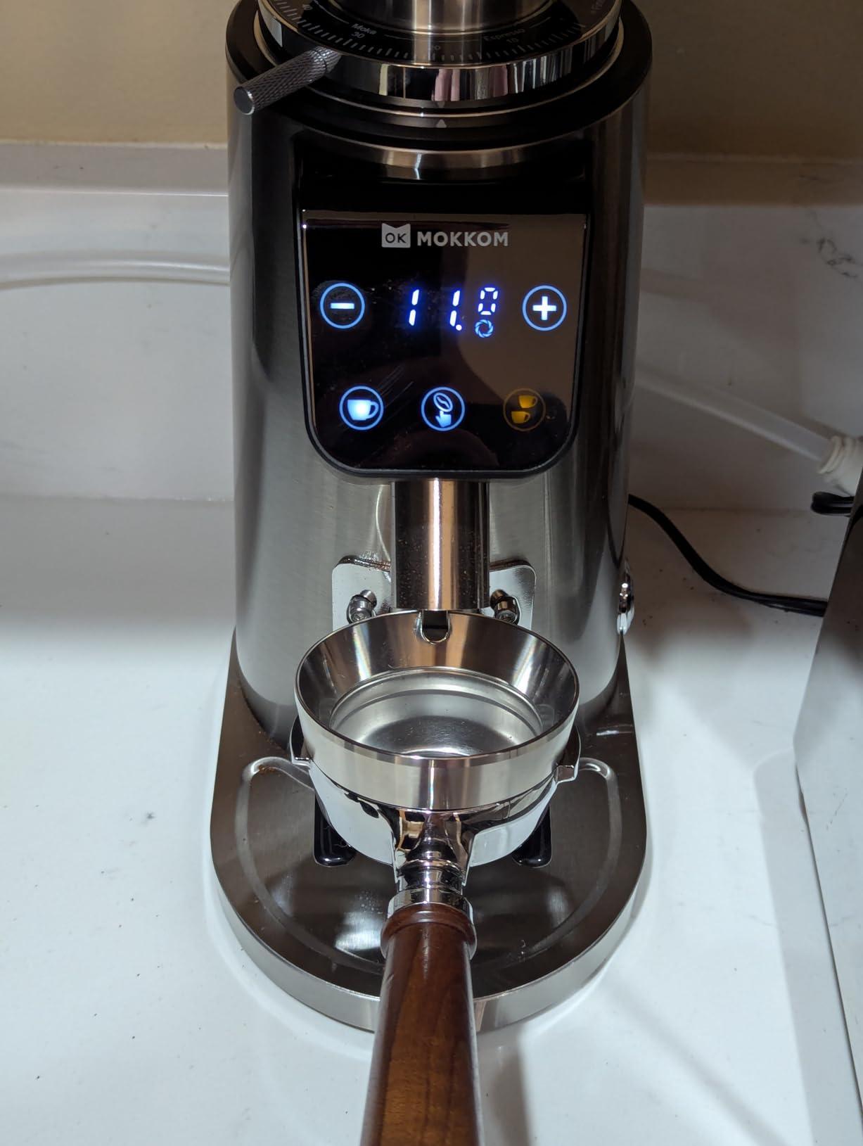 MOKKOM 64mm Flat Burr Coffee Grinder, Espresso Grinder, 100 Grind Settings | 2 Burr Options, Single Dose, Anti-Static, Precision Timer, Stainless Steel Body customer photo 1