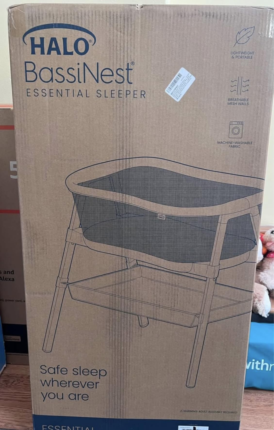 HALO BassiNest Essential Sleeper - Portable Baby Bassinet with Breathable Mesh Sides, Storage Shelf & Easy Assembly - Lightweight, Space-Saving Bedside Crib for Newborns customer photo 1