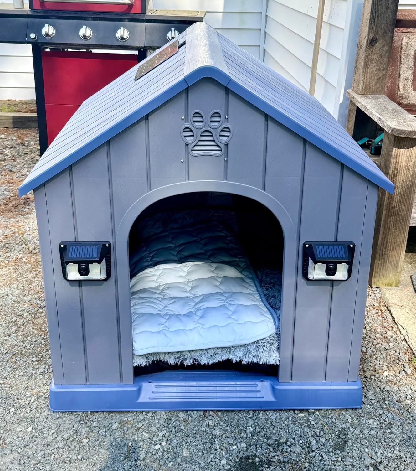 DRATO Large Dog House Indoor Outdoor, Blue, 38.62×36.26×38.07 in | Waterproof, Puppy Shelter with Air Vents and Elevated Floor, Sturdy Dog Kennel for Small to Large Sized Dogs customer photo 1