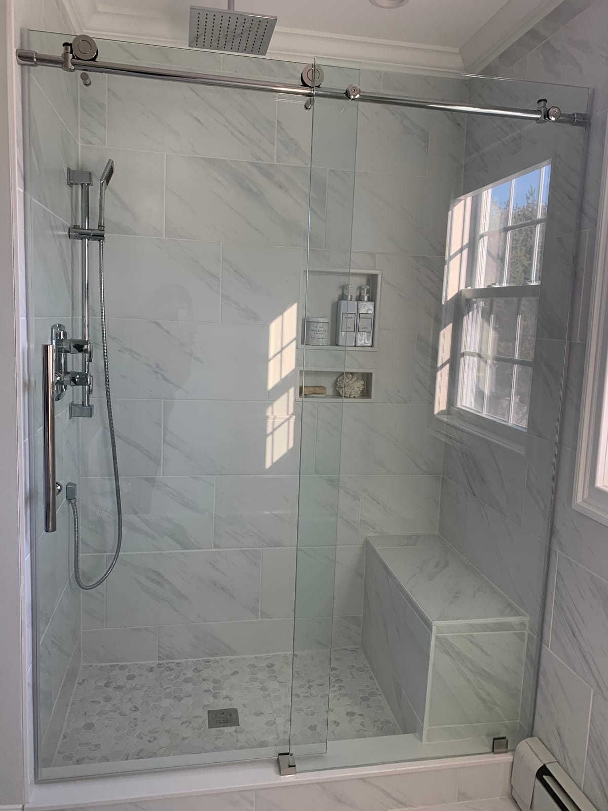 Woodbridge Frameless Bathtub Shower Doors 56-60