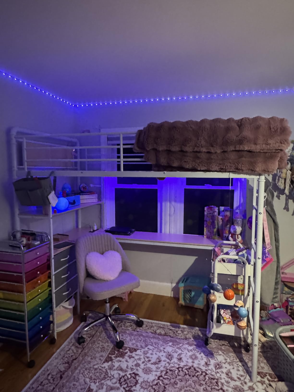 Twin Size Loft Bed with L-Shaped Desk, LED Lights,Charging Station, Industrial Heavy Duty Metal Loft Bed Frame with 3 Storage Shelves and 3 Fabric Drawers, Safety Guard & Ladder, Vintage Brown customer photo 2