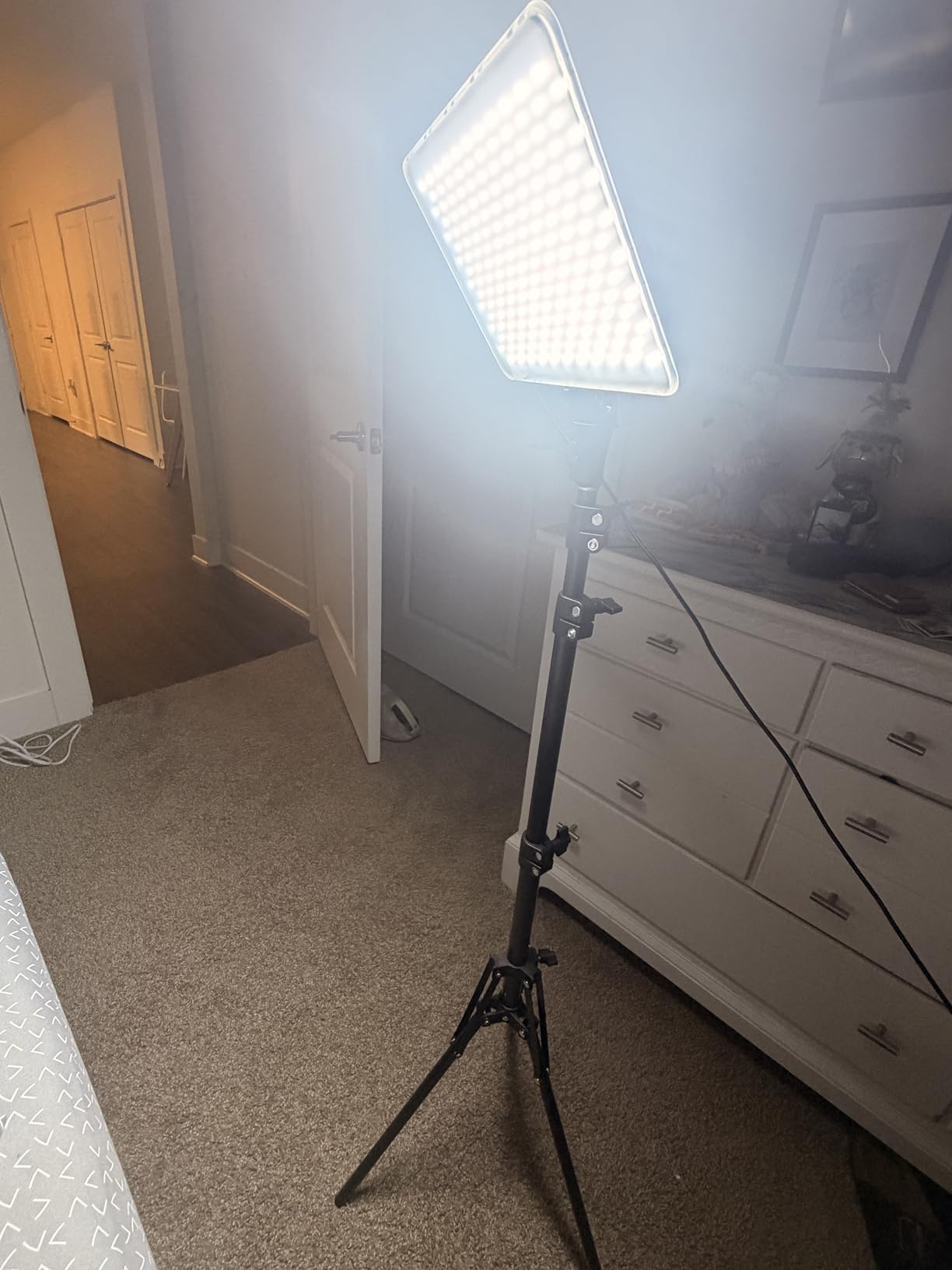 1-Pack LED Video Lighting Kit, Anautin 15W/1700Lux Photography Lighting with Tripod Stand, 2500-8500K Dimmable Streaming Light for Video Recording, Gaming, Podcast, Barber, Salon, TikTok, YouTube customer photo 2