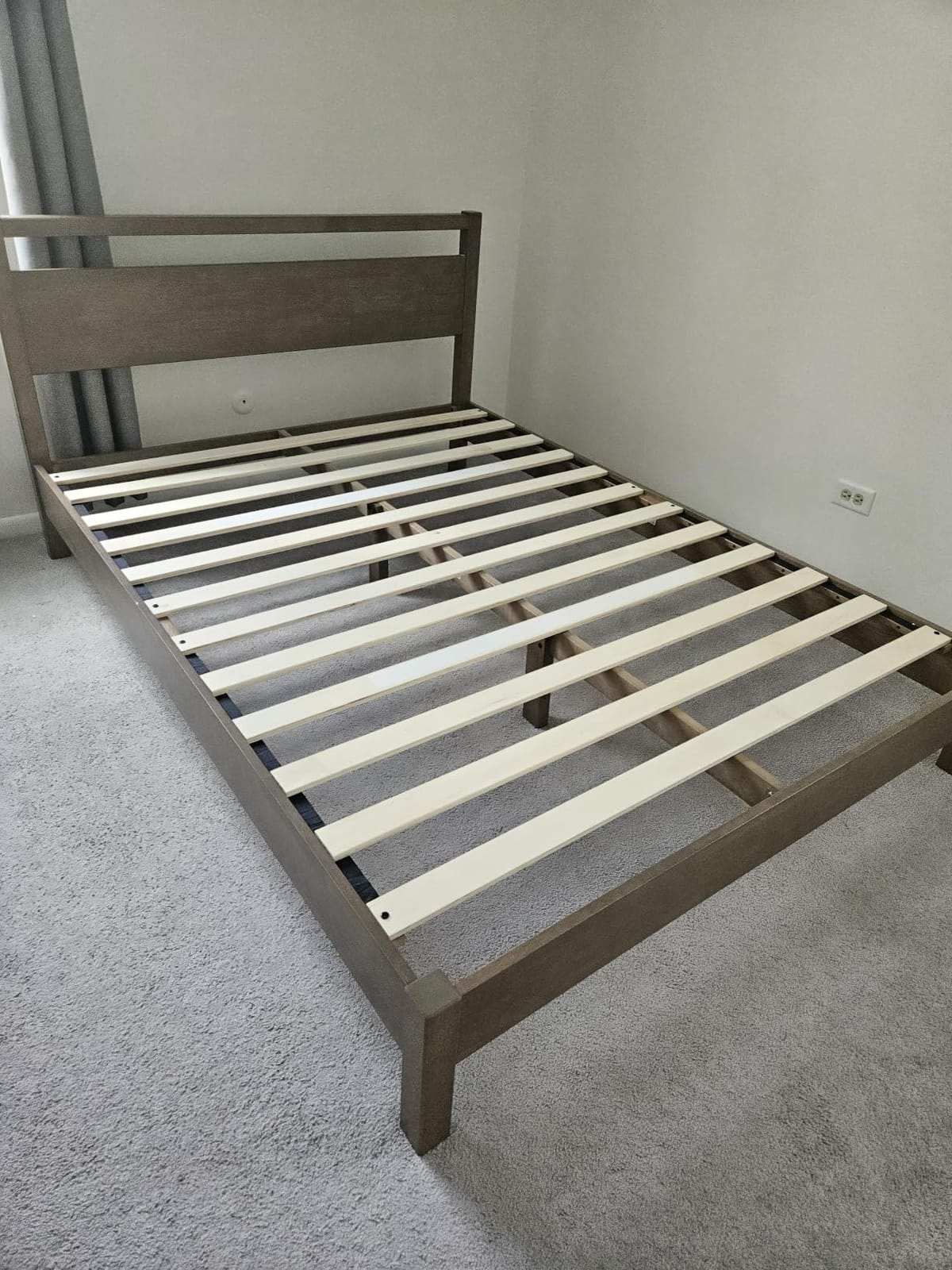 LIFEMENT Signature Wood Platform Bed Frame with Headboard, Essential, Noise Free, Under Bed Storage, No Box Spring Needed, Easy Assembly (Natural, Queen (U.S. Standard)) customer photo 1