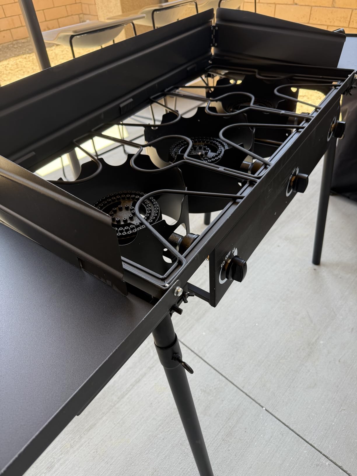2 Burner Propane Camp Stove | 150,000 BTU | High Pressure Gas Burners | CSA Certified | Side Shelves | Windscreen | Waterproof Cover | Detachable Legs | Ideal for Camping Backyard Outdoor Cooking customer photo 2