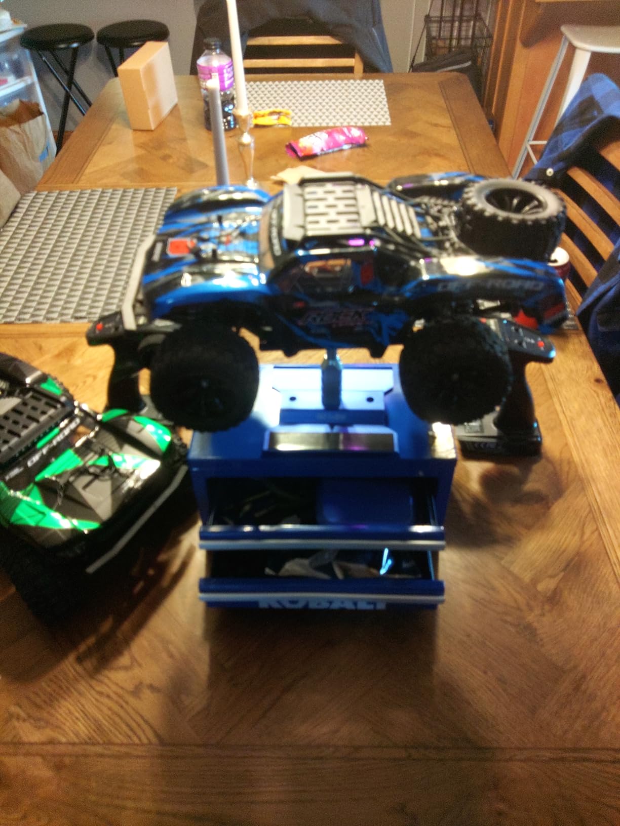 DEERC 1:12 Fast RC Cars 45KPH, 4WD High Speed Short Course RC Truck, Off-Road All Terrain Remote Control Car with 2 Batteries & Spare Tire, 2.4GHz Desert RC Monster Truck for Adults Kids Boys Gift customer photo 1