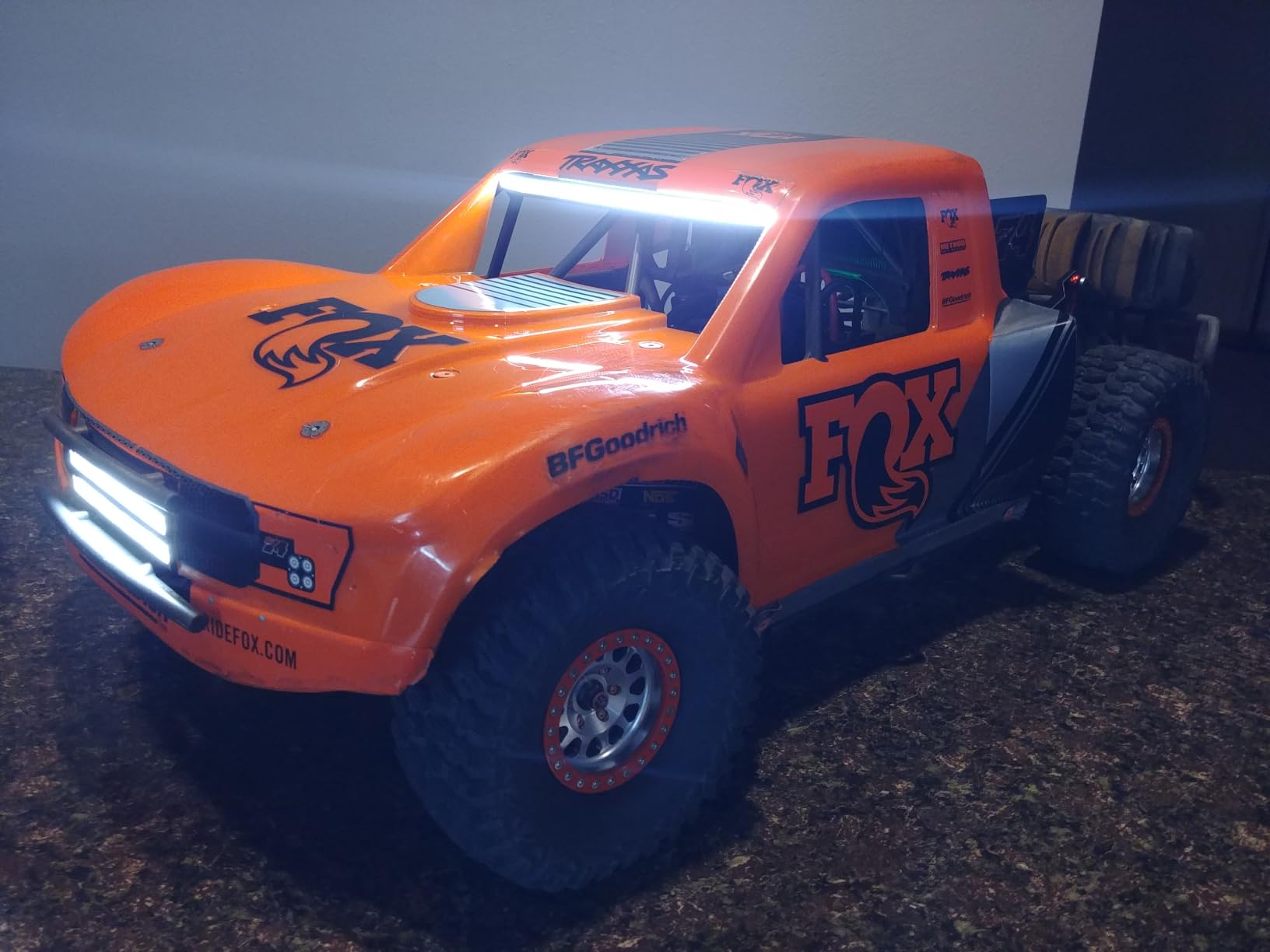 Traxxas Unlimited Desert Racer 4X4 Pro Scale Race Truck (Green) customer photo 2
