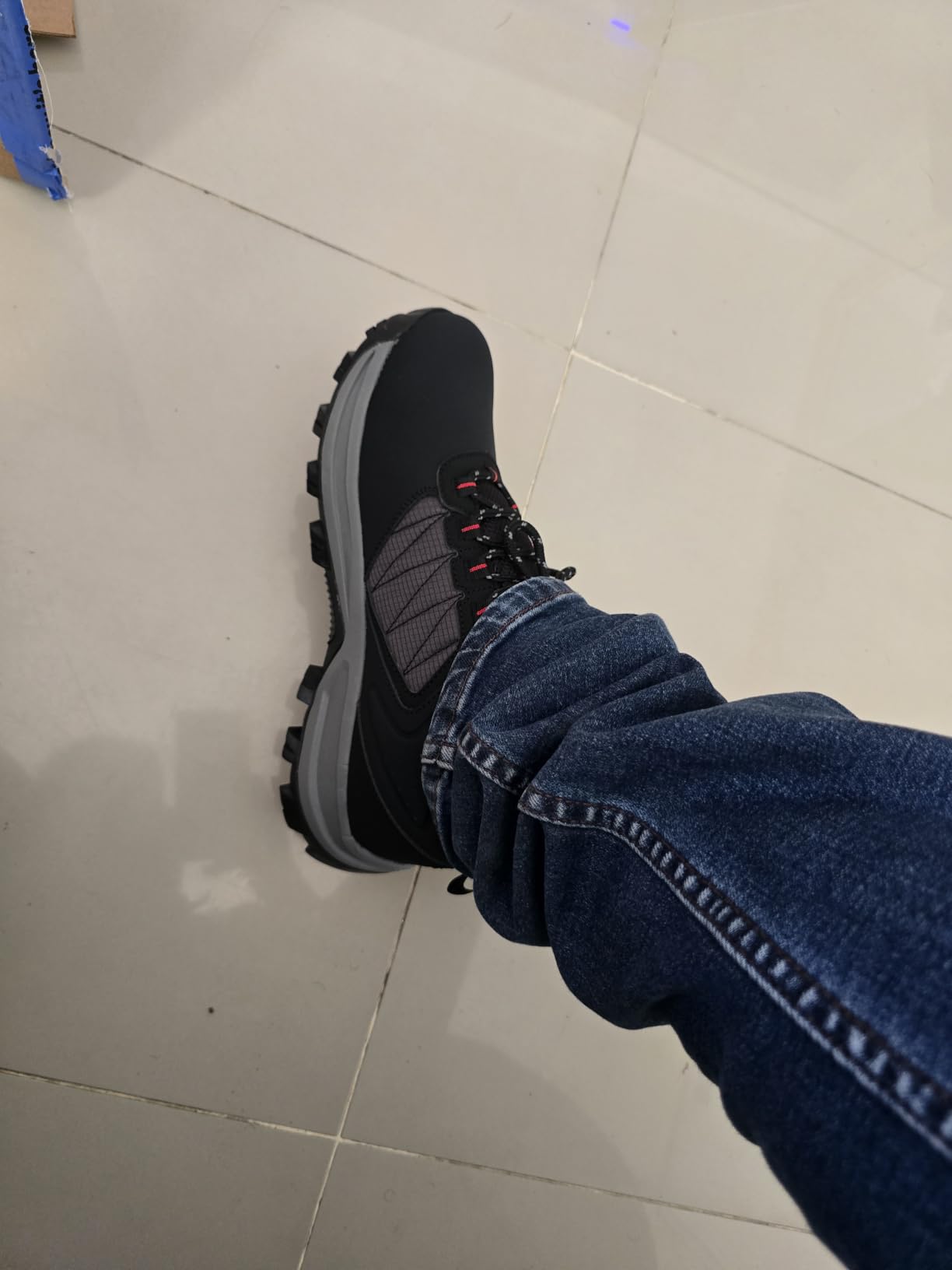 Columbia Men's Transverse Hike Waterproof customer photo 2