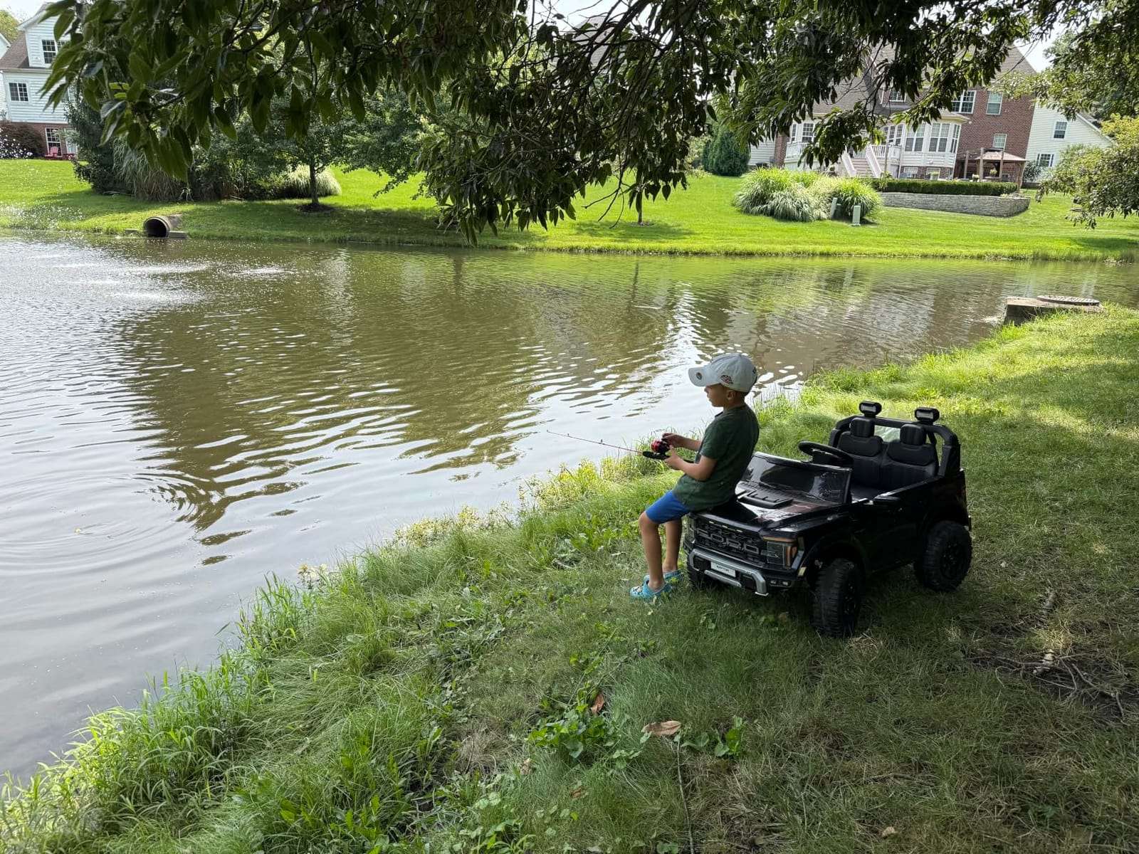First Ride On 24V Kids Ride On Truck, Licensed Ford F-150 Raptor 2 Seater Electric Car w/Remote Control, Toddler Ride On Car Toys w/LED Lights, Bluetooth, Music, Truck Bed Storage, Soft Start (White) customer photo 2