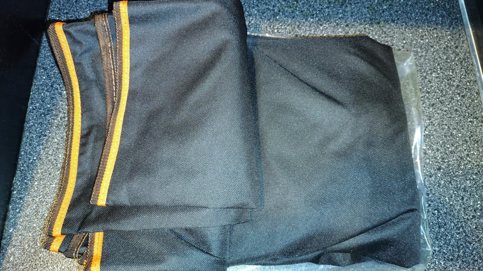 Griddle Cover for Blackstone 36 inch Griddle, 1000D Heavy Duty Waterproof Flat Top Grill Cover, Tear & Fade Resistant with Buckles, Fits Blackstone 1528 & 4-Burner Griddle customer photo 1