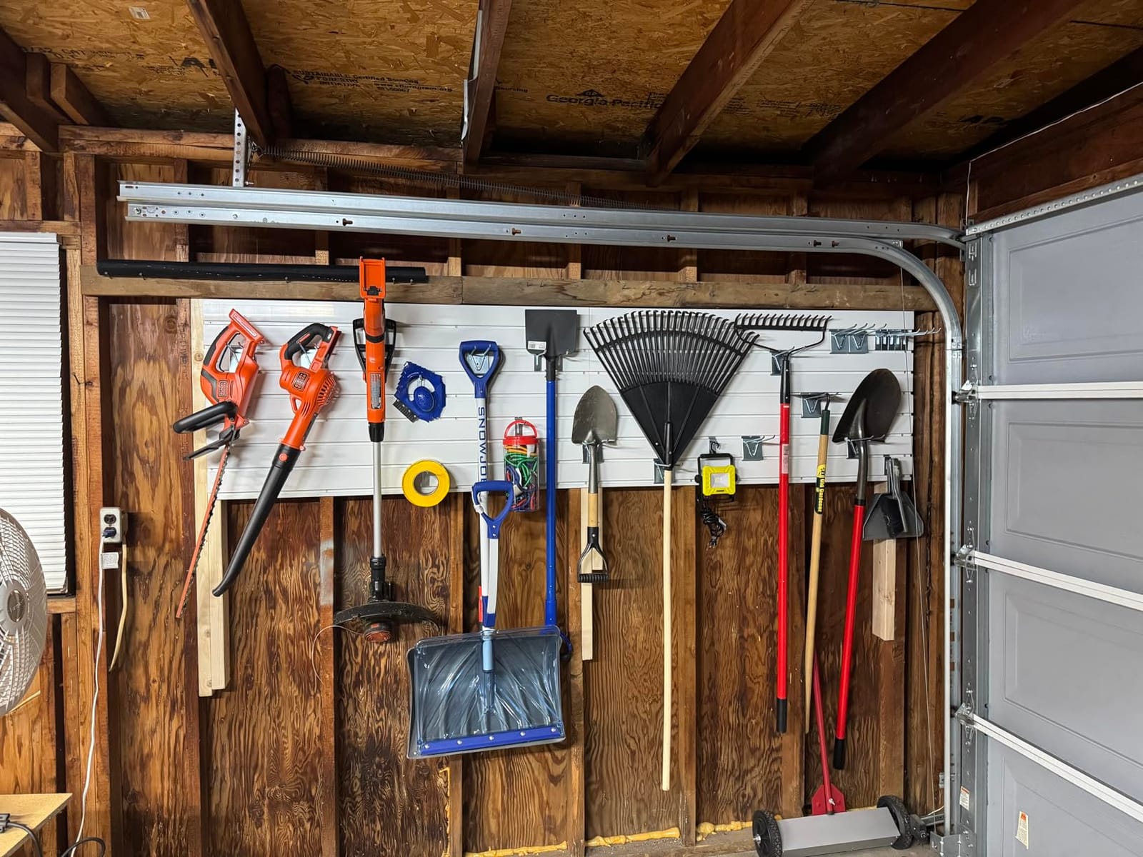 Ezlaino Slatwall 4 FT x 8 FT, PVC Slat Wall Paneling Garage Wall Organizer | Upgraded & Thickened for Long-Lasting Durability, Compatible with Slatwall Accessories, For Garage Storage & Display, White customer photo 2