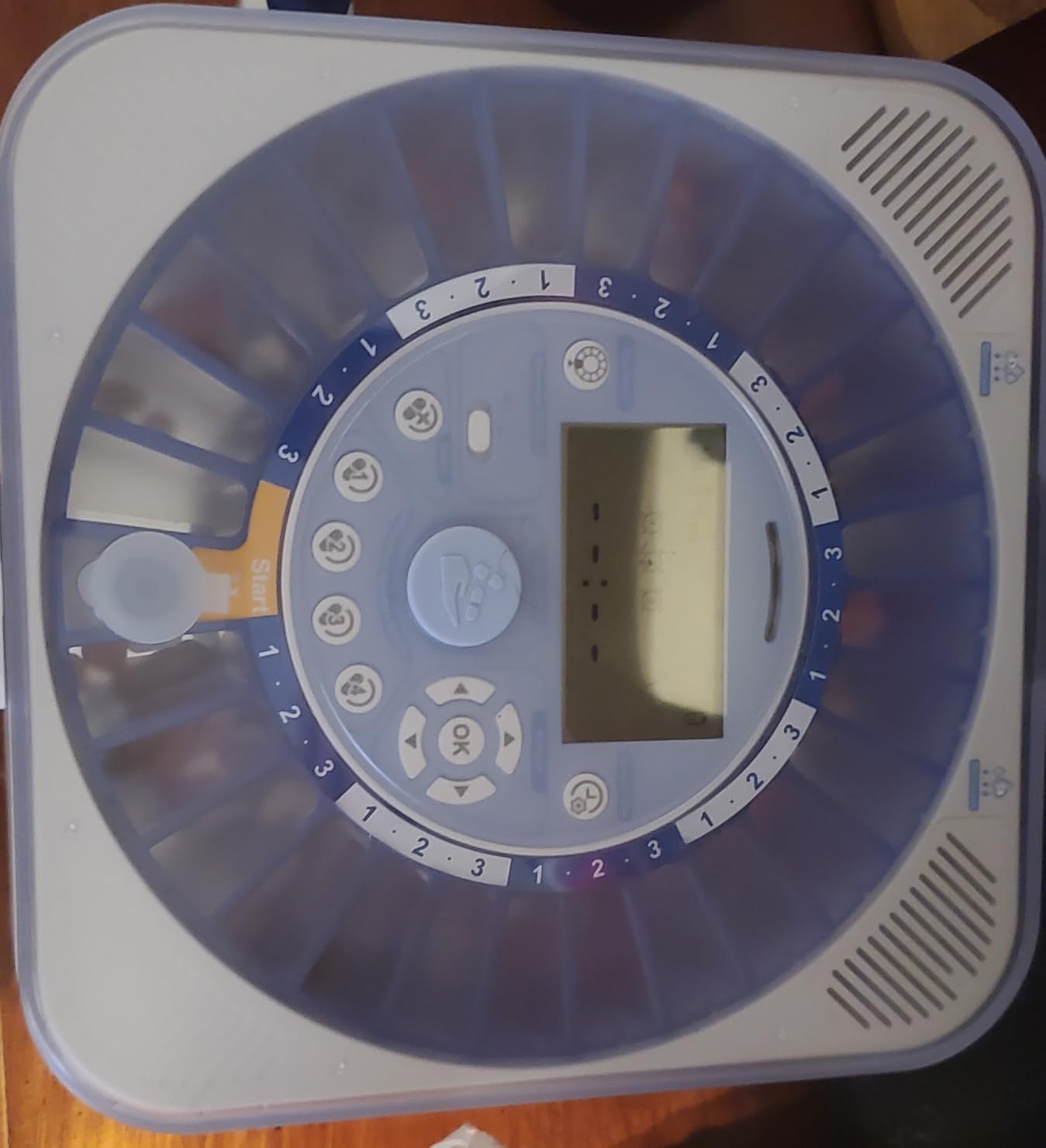 28-Day (1X) Automatic Pill Dispenser, No APP with Alarm & Desiccant customer photo 1