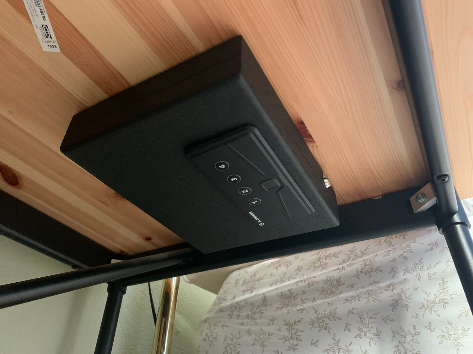 XDeer Biometric Gun Safe for Handgun, Pistols Safe with APP Control customer photo 2