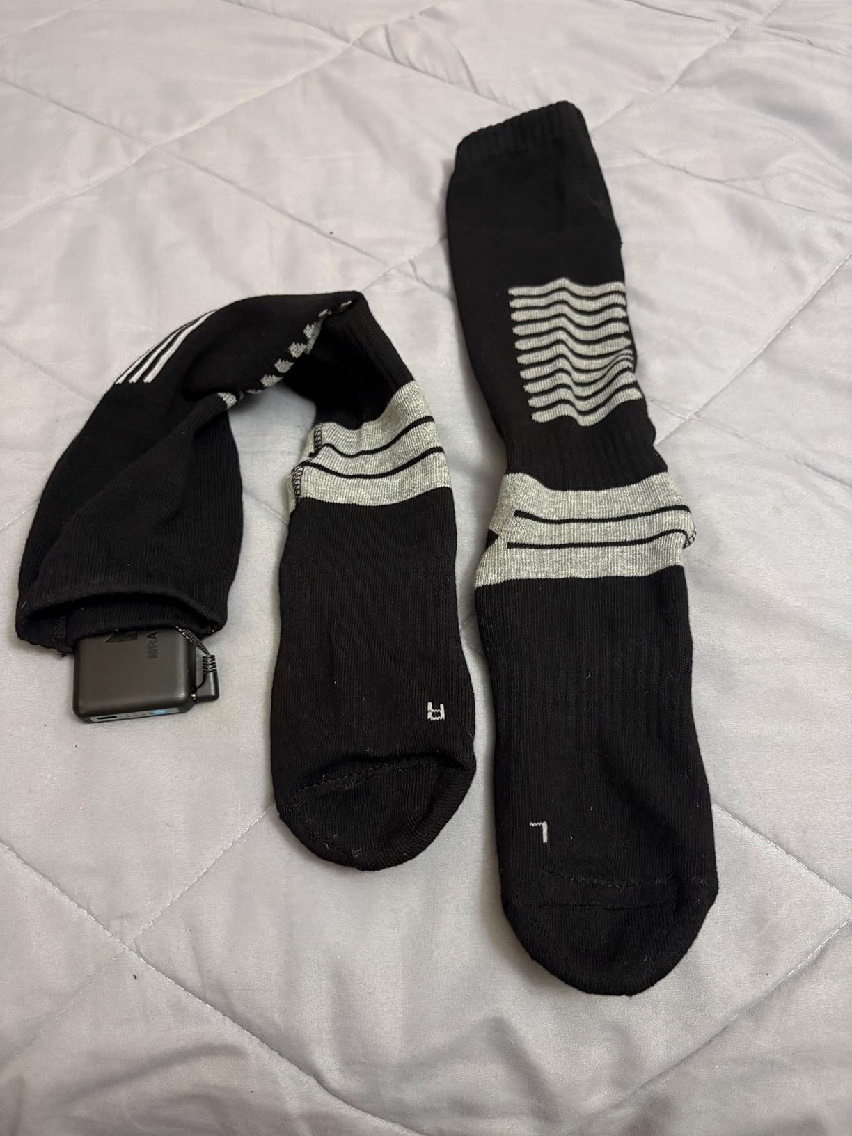 Heated Socks, 5V 6000mAh Rechargeable Heated Socks for Men Women, Electric Heated Socks with 4 Heating Levels for Outdoors Working Skating Skiing Hunting Hiking Cycling customer photo 1