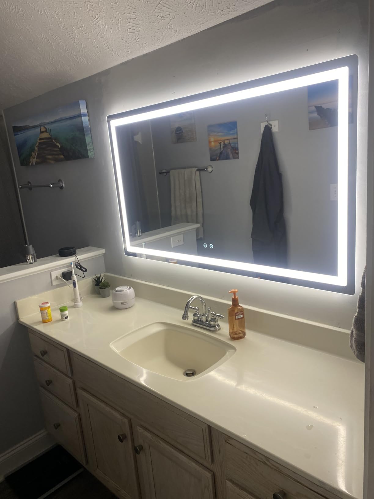 Delma 30x50 LED Bathroom Vanity Mirror with Lights, Anti-Fog, Dimmable customer photo 1